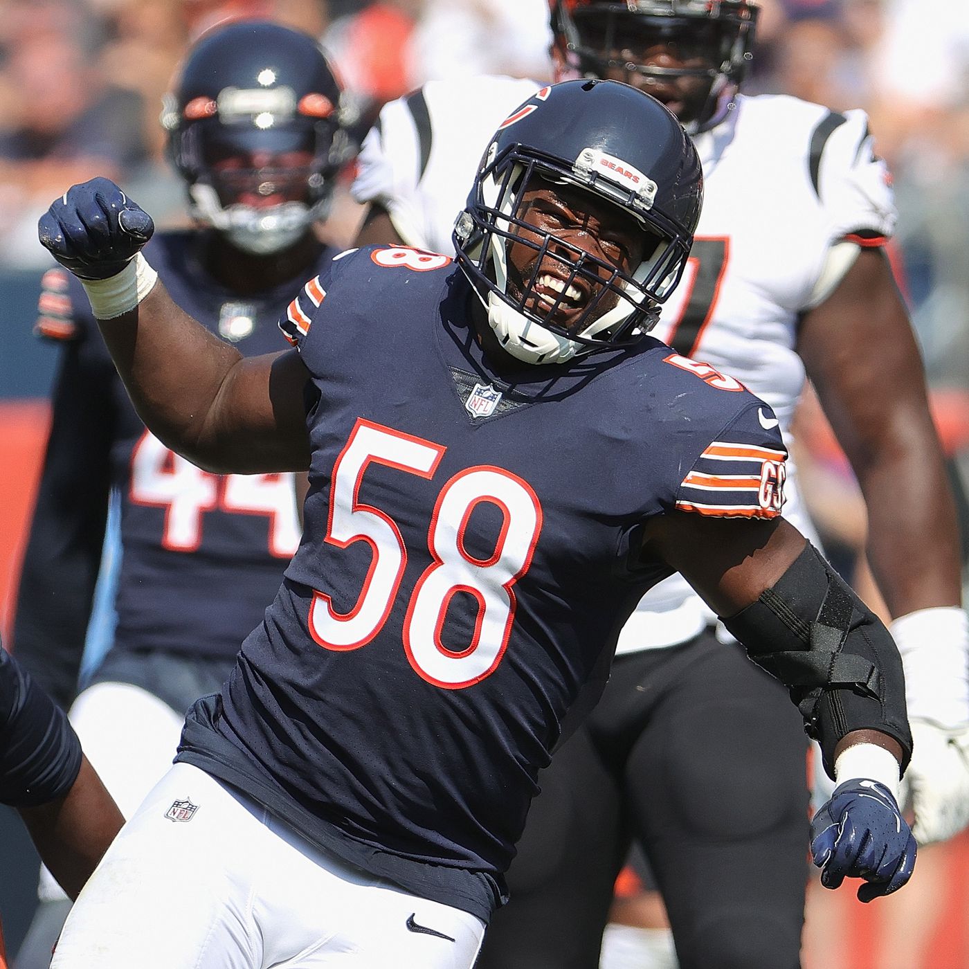 Miami Dolphins News 8 10 22: Should Dolphins Show Interest In Roquan Smith?