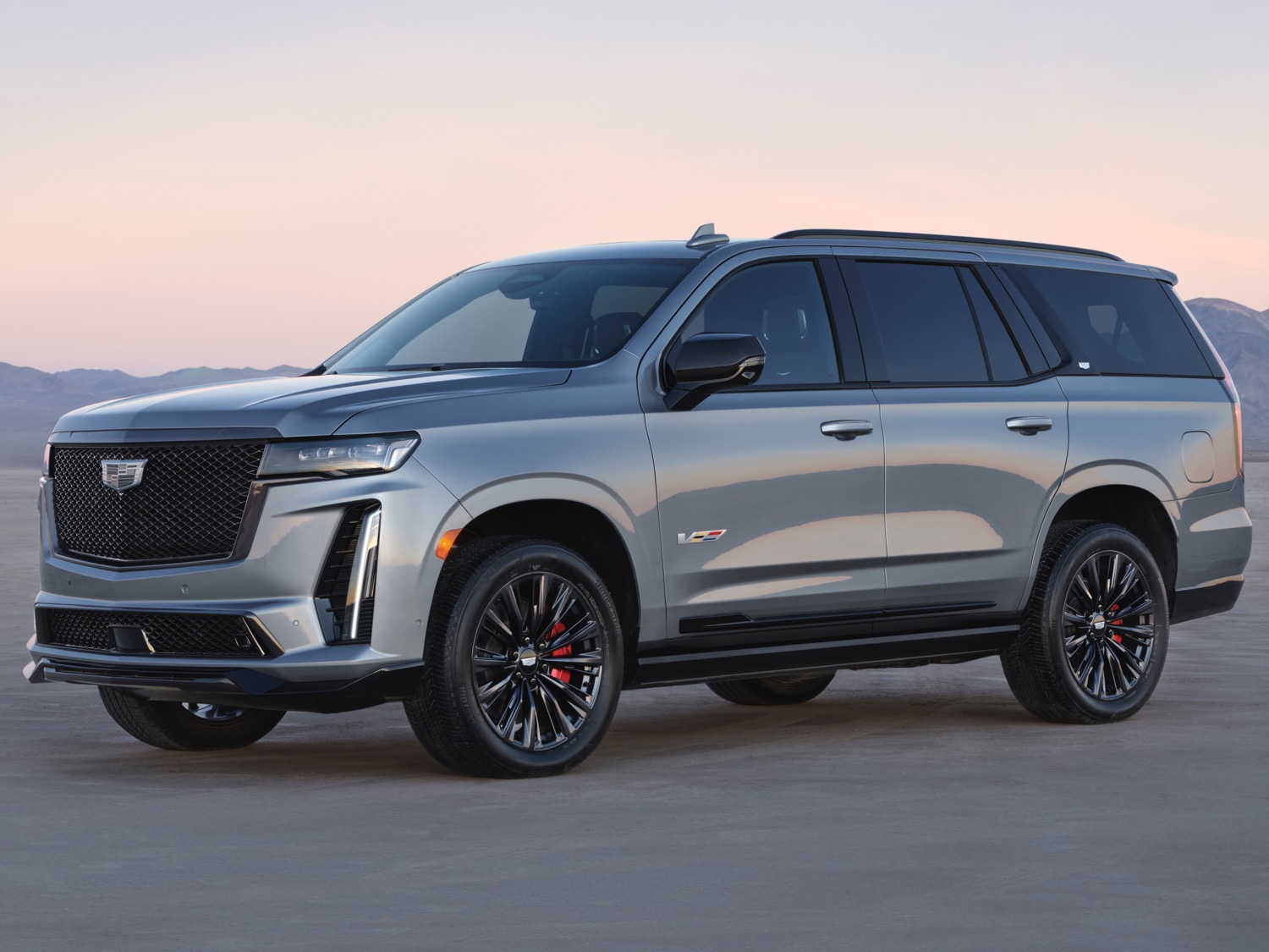 First 2023 Cadillac Escalade V To Be Auctioned For Charity