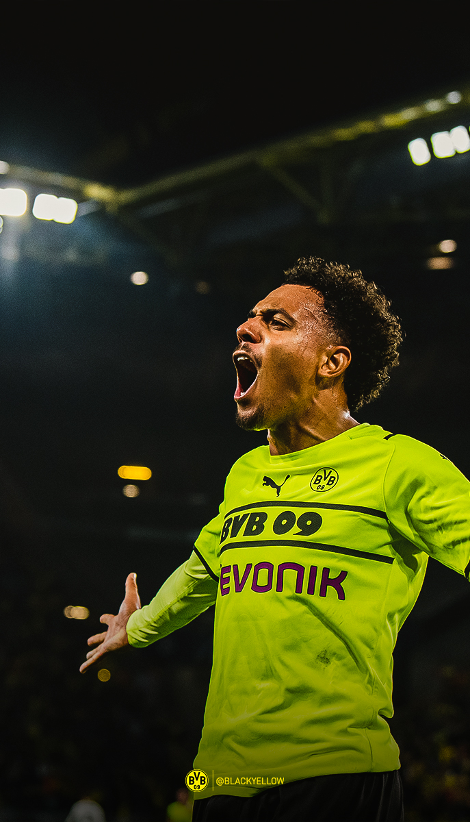 Borussia Dortmund of our favorite photo of the season as wallpaper.enjoy