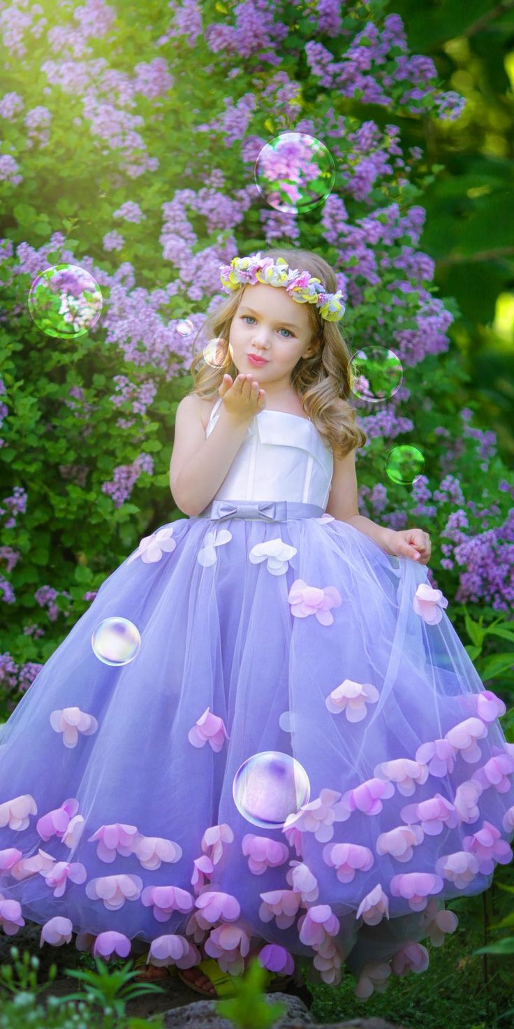 vestido de isabella de encanto. Cute girl HD wallpaper, Little girl photography, Child photography girl