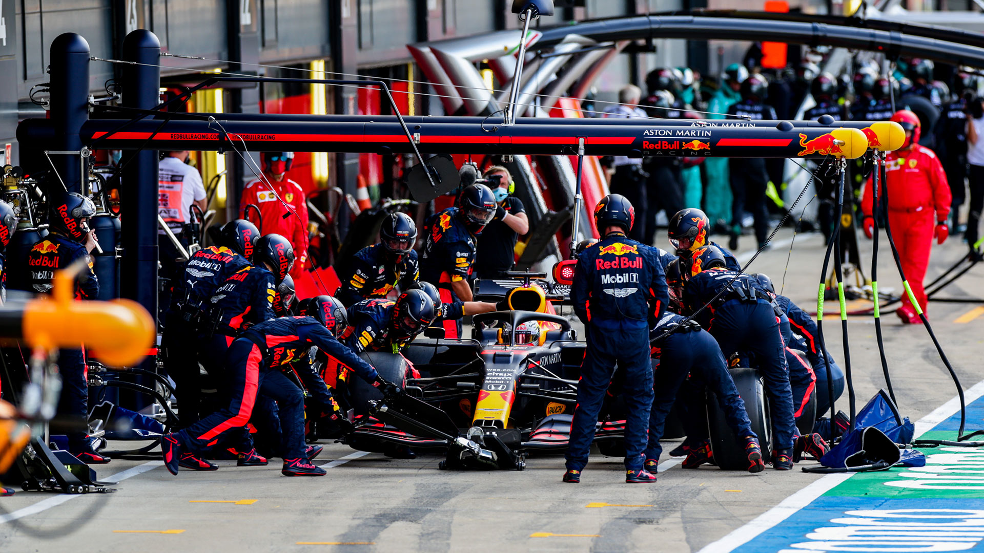 DATA ANALYSIS: What would have happened had Red Bull not pitted Verstappen in the British GP?. Formula 1®