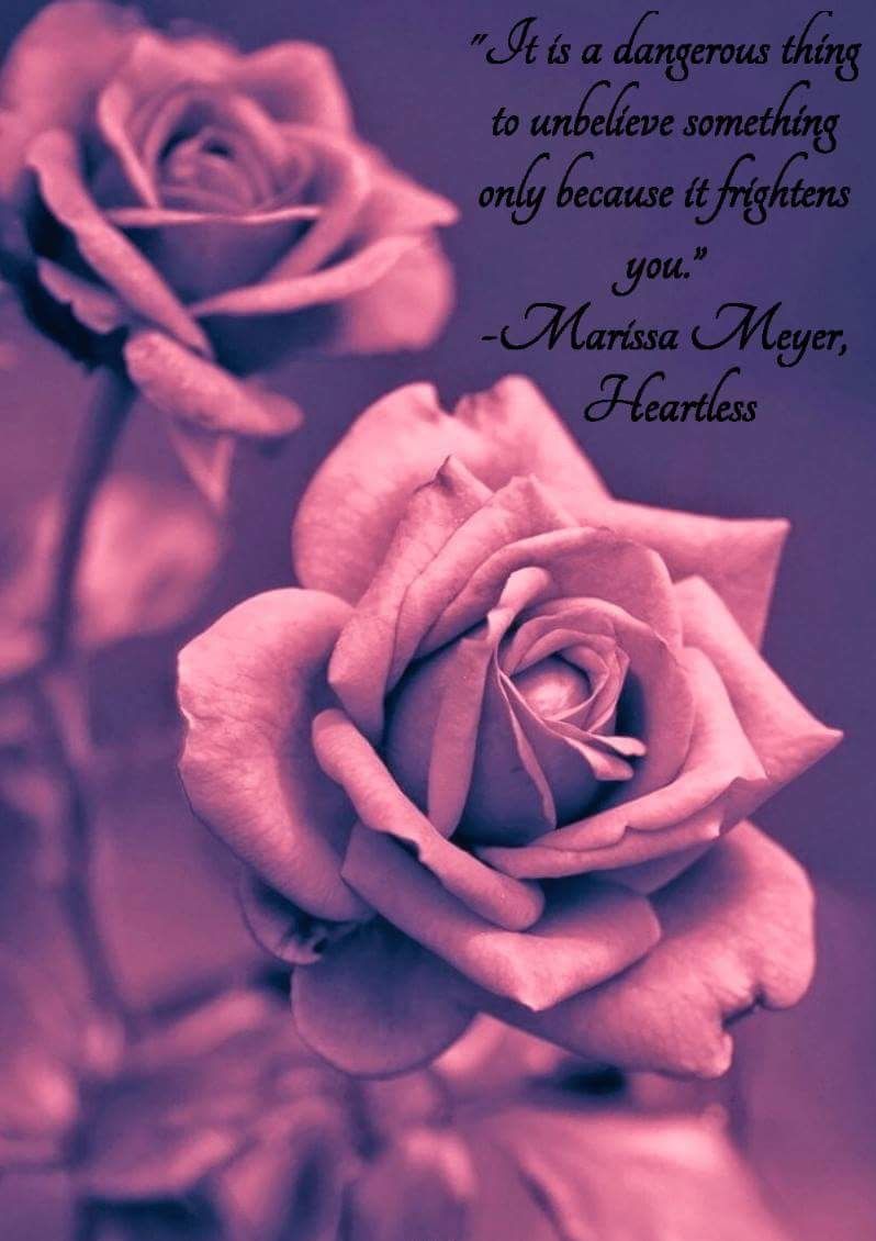 Heartless (Marissa Meyer). Gold wallpaper iphone, Flowers photography wallpaper, iPhone 5s wallpaper