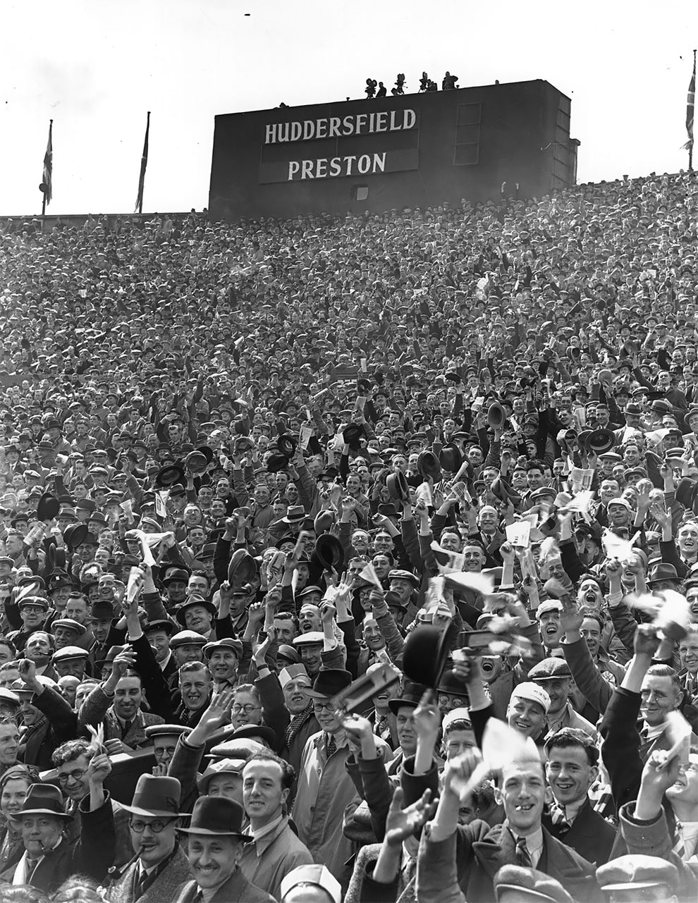 Stunning Vintage Photo Of British Football Fans From The 1900s To 1940s Design You Trust