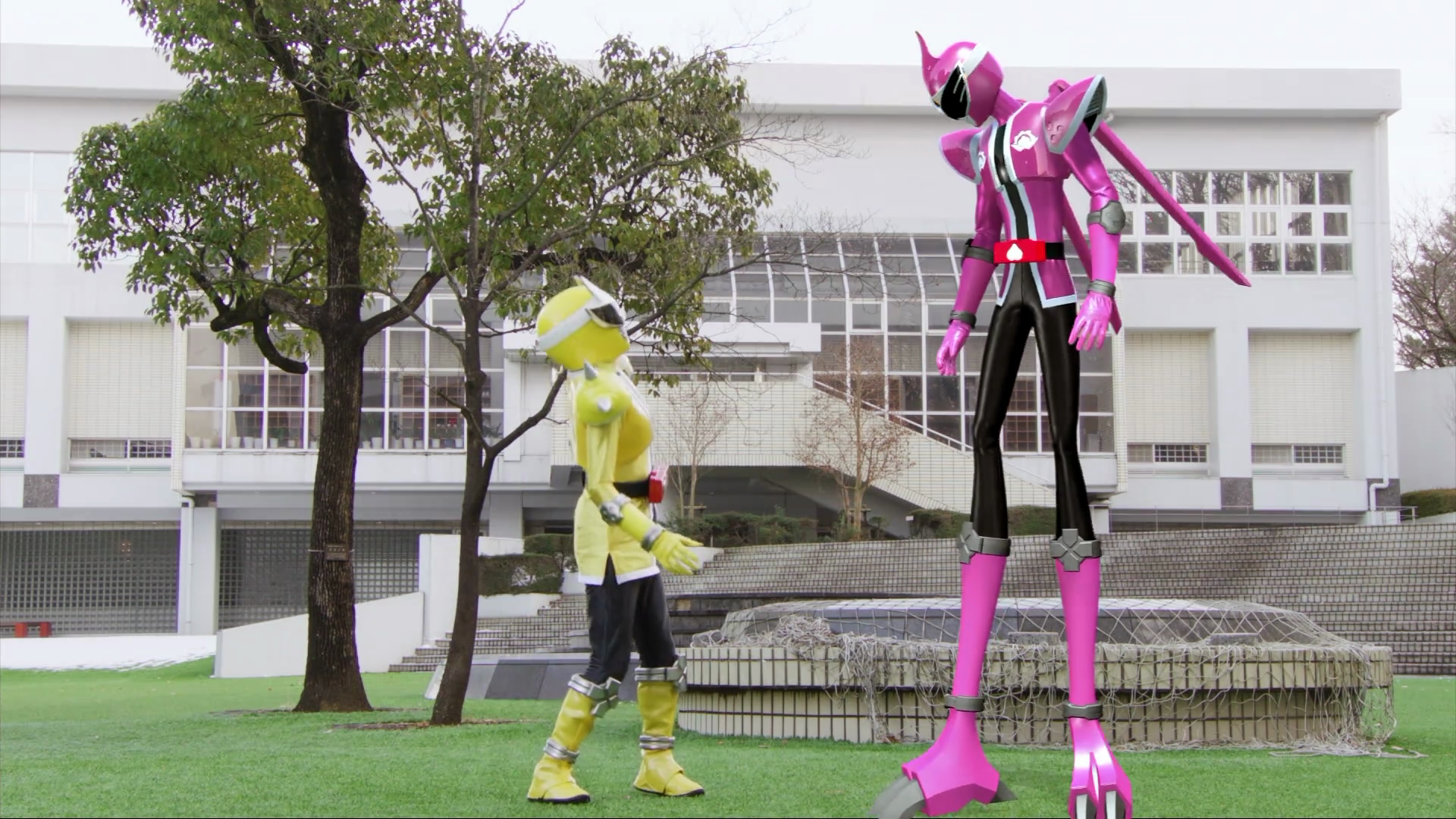 First Look: Avataro Sentai Donbrothers. The Glorio Blog