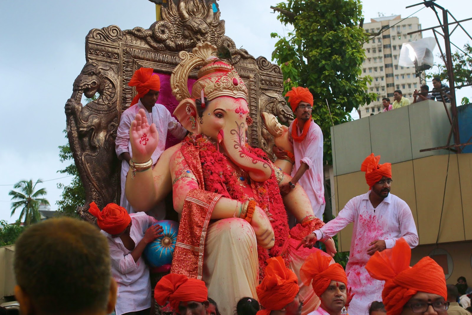 Ganesh (Ganpati) Visarjan in Mumbai: Faces of God