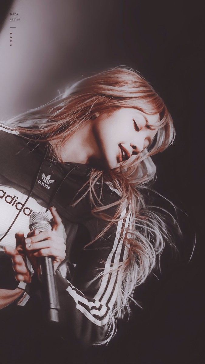 Lisa Wallpaper