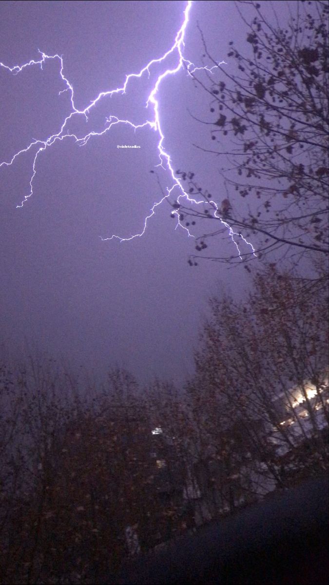 thunder. Sky aesthetic, Rain picture, Scenery wallpaper