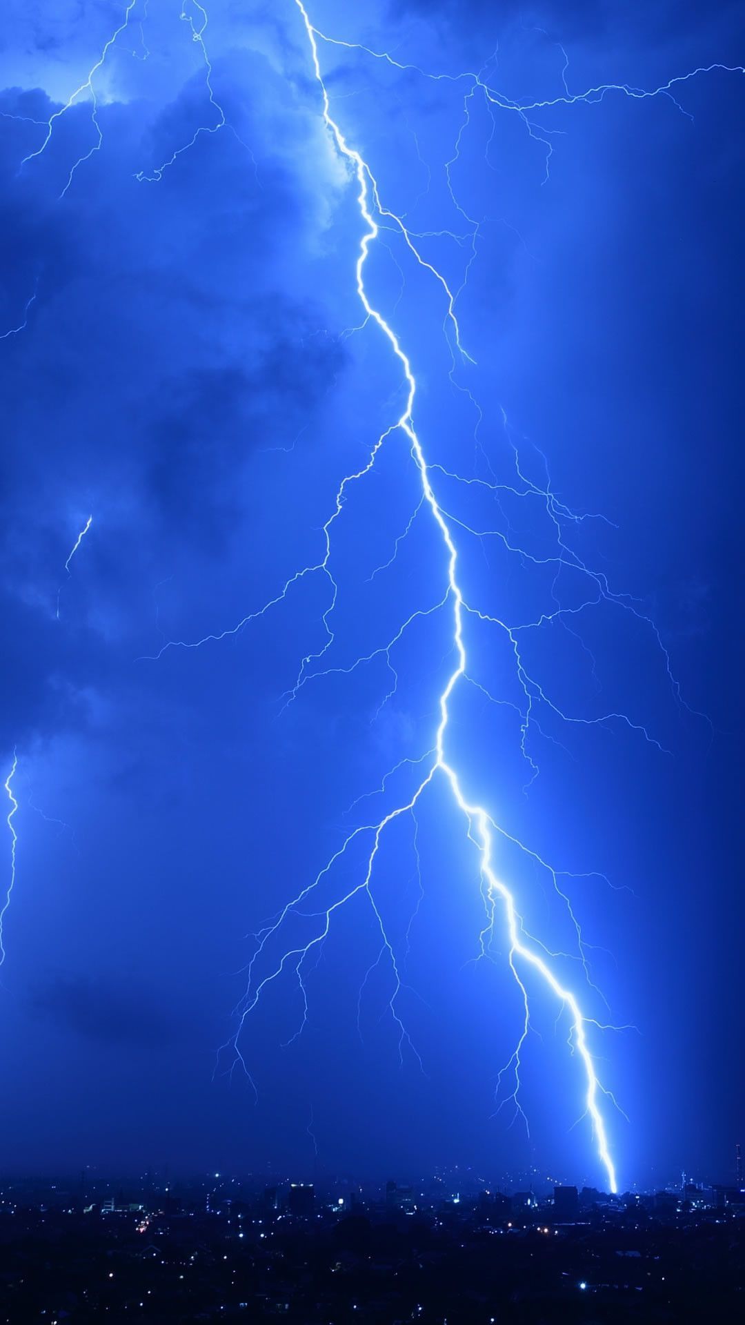 Thunder and Lightning Wallpaper Free Thunder and Lightning Background