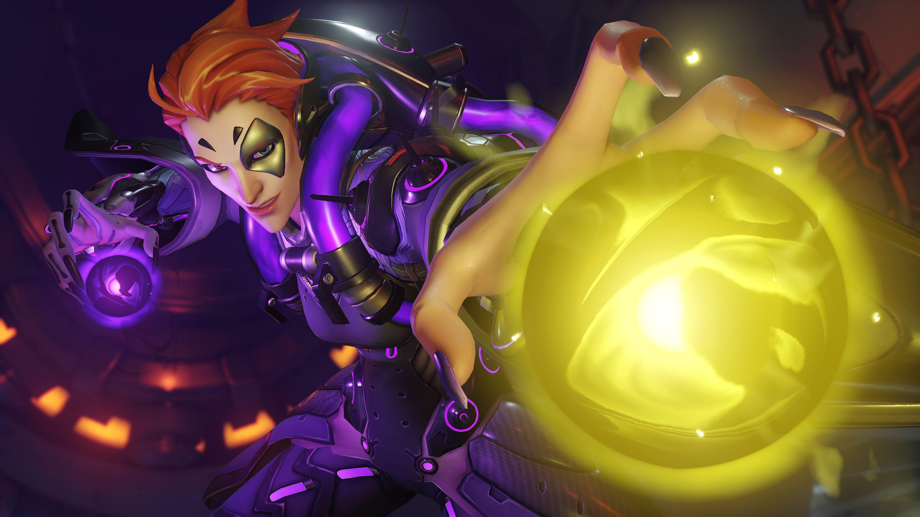 Moira Wallpaper