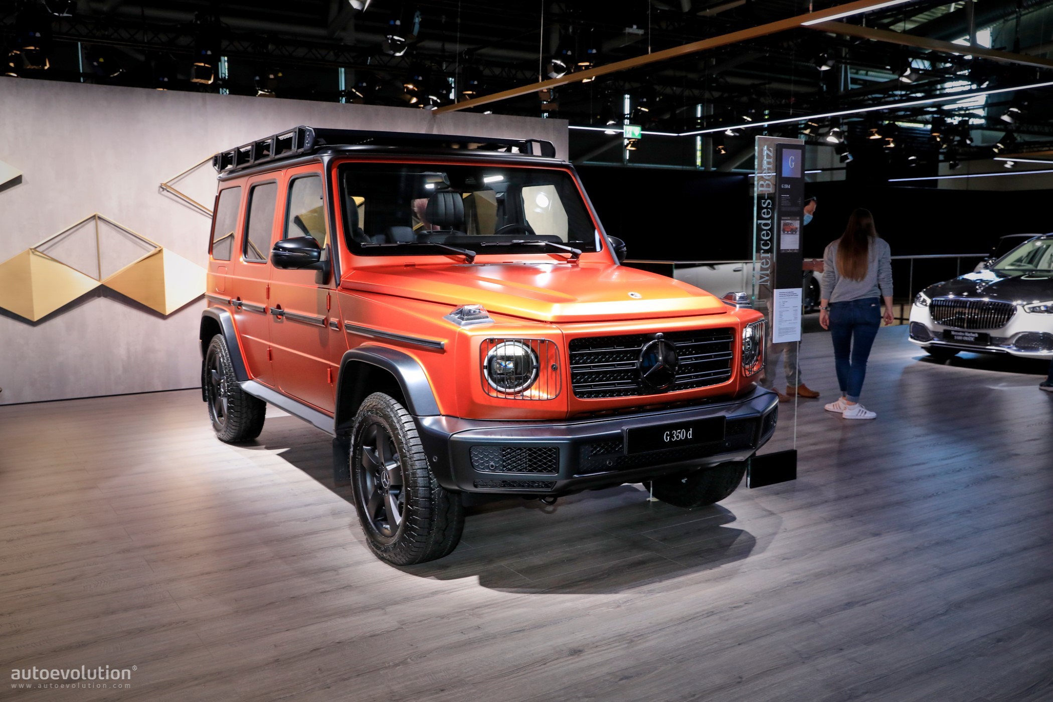 Live Pics: 2022 Mercedes Benz G Class Debuts In Professional Line Guise