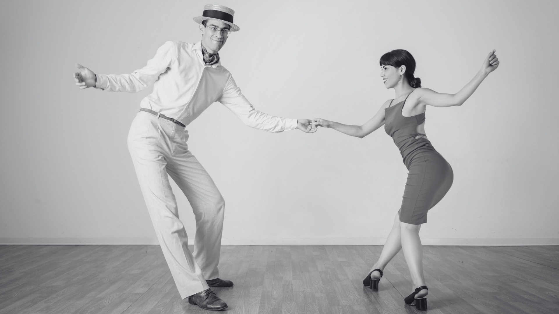 The Correlation between Tango and Swing