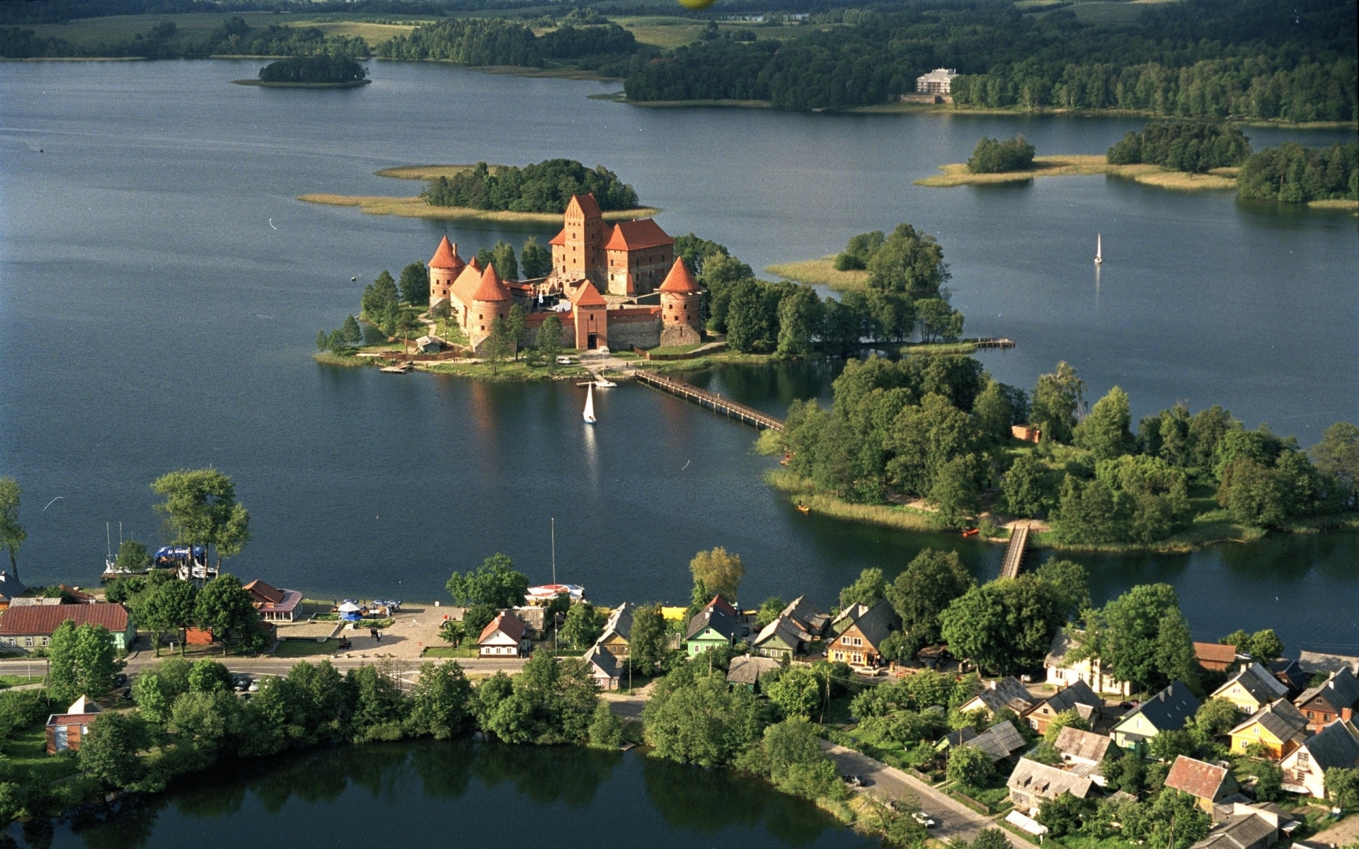 Lithuania Trakai Castle Island wallpaper. Lithuania Trakai Castle Island