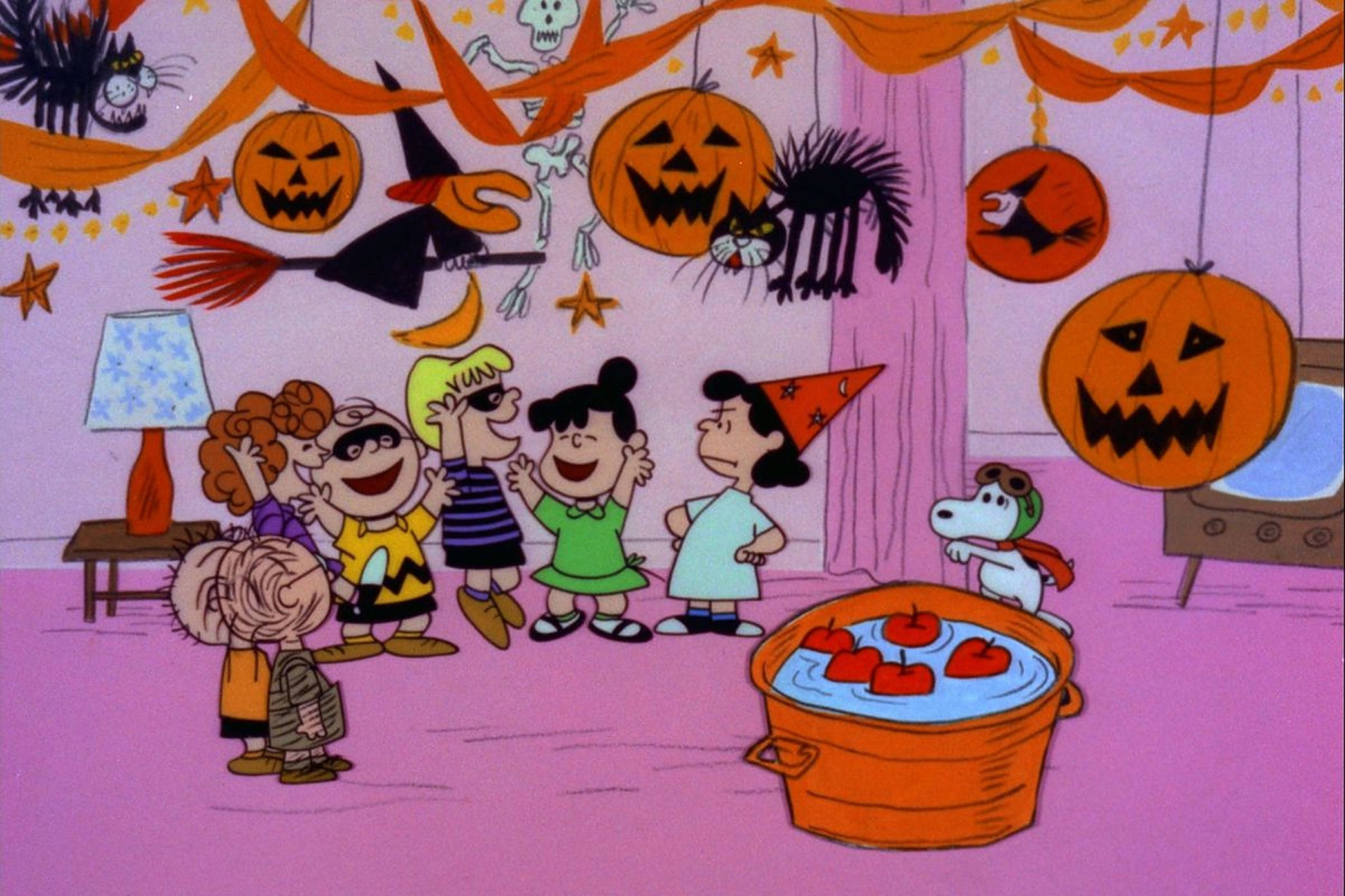 Download Charlie Brown Halloween Party Wallpaper