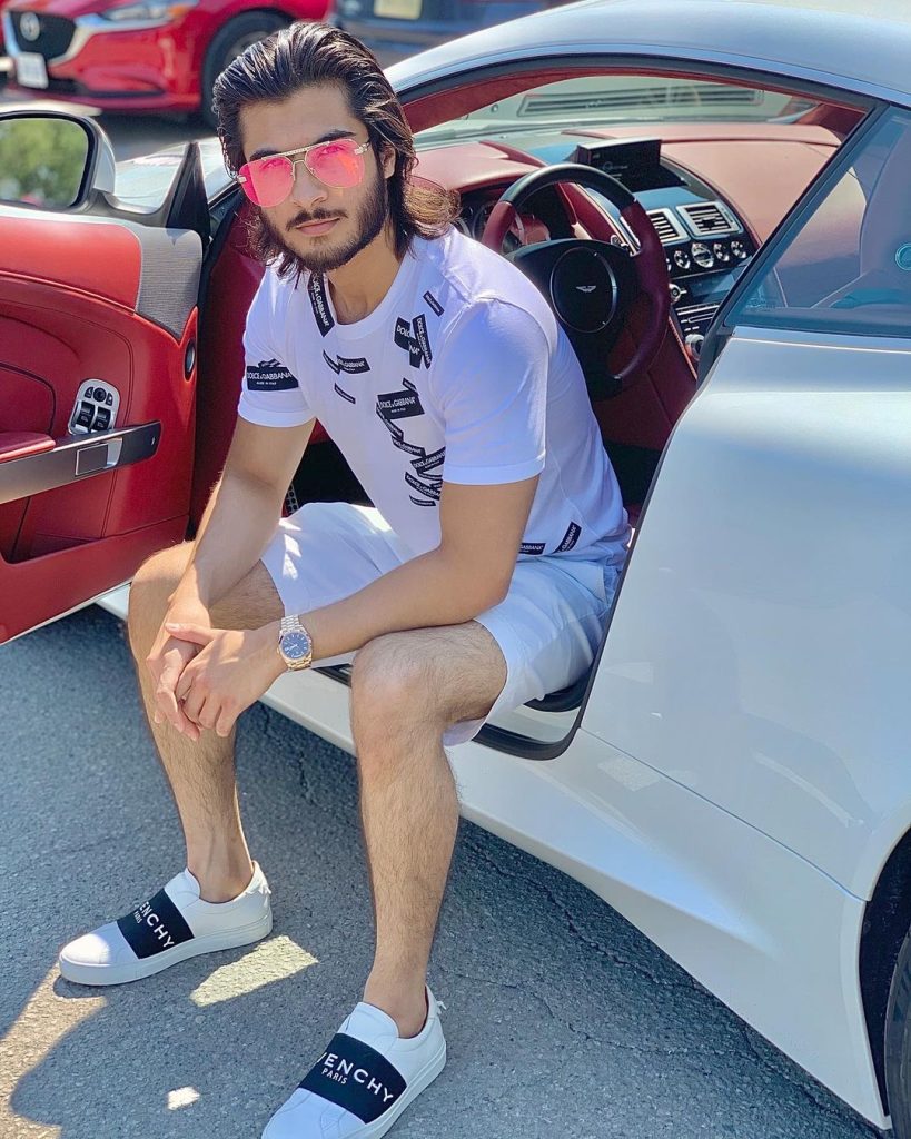 Abdullah Kadwani's Son Mocked By The Audience For Copying Feroze Khan