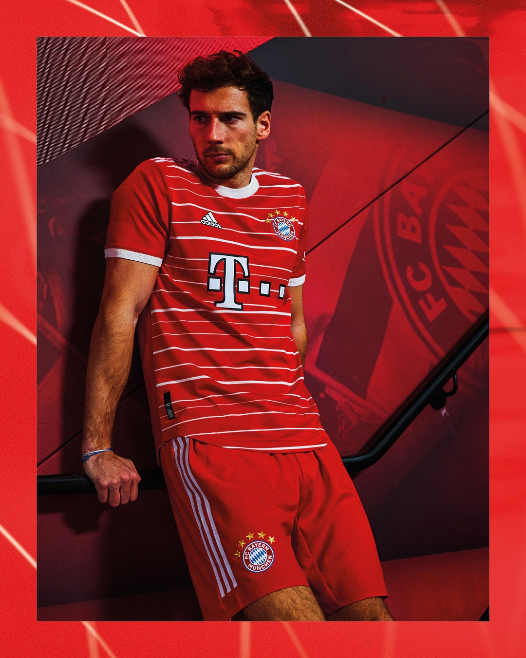 GOAL Munich's Home Kit For 2022 23
