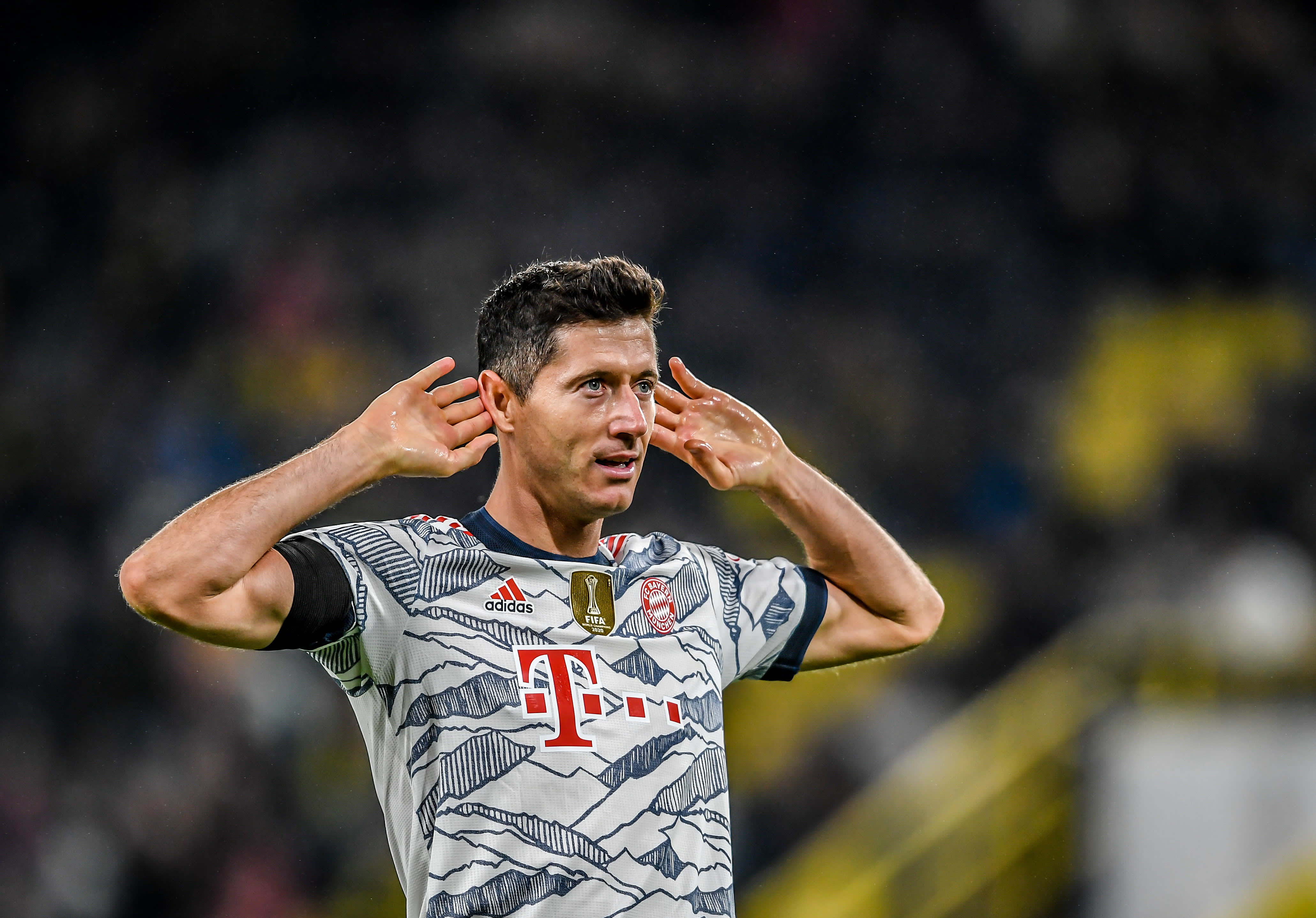Robert Lewandowski: Bayern Munich striker wants new challenge