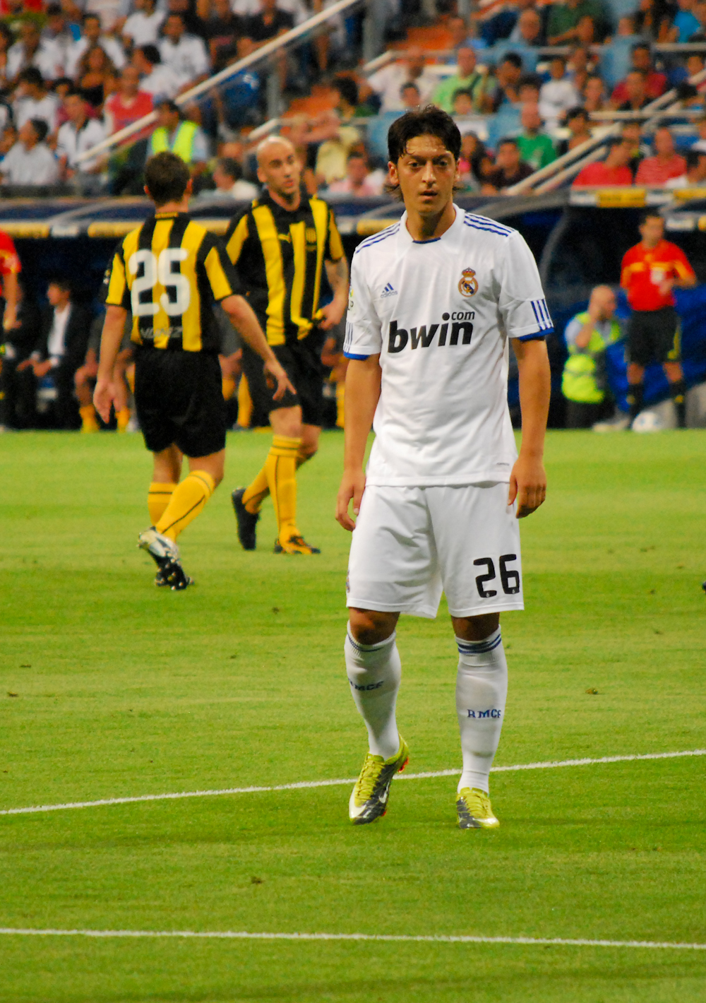 Mesut ozil v drese realu