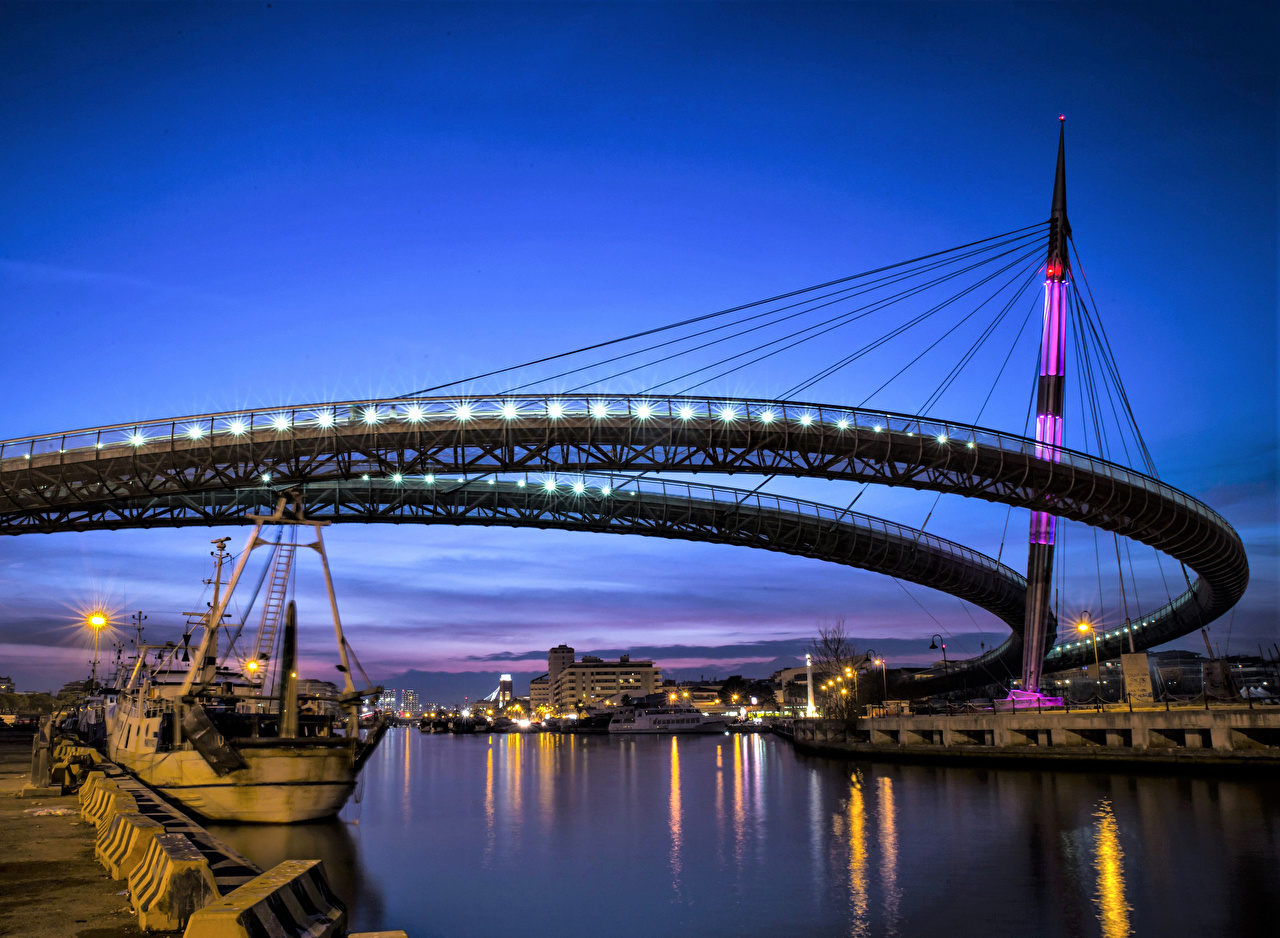 Photos Italy Pescara Abruzzo Bridges Pier Rivers Evening Street