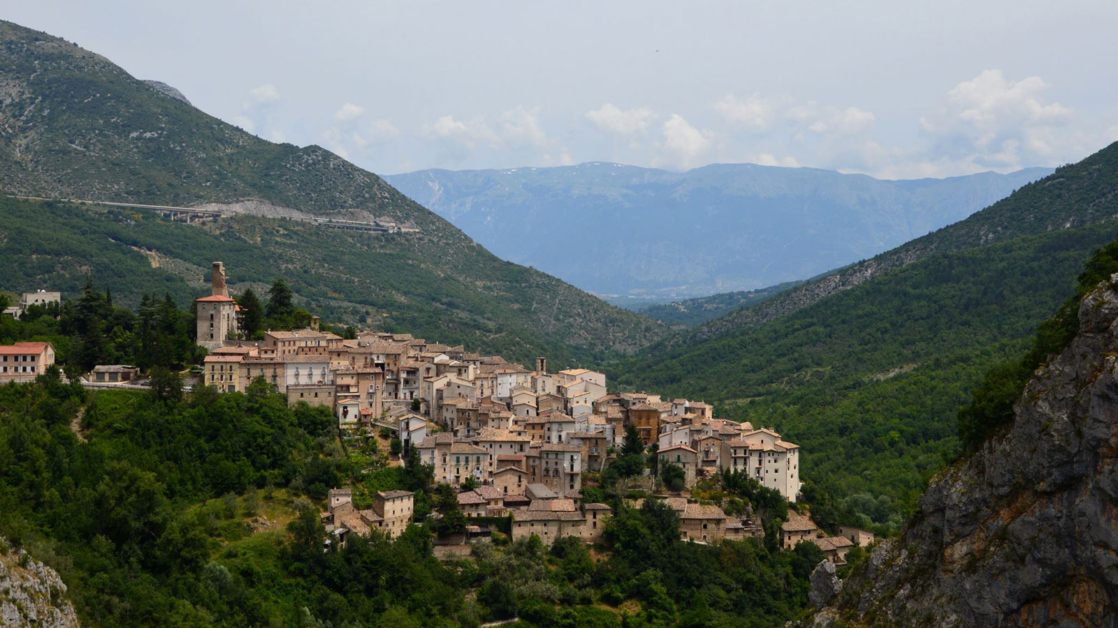 reasons to visit Abruzzo in Italy