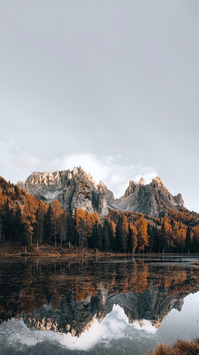 Dolomites lake in autumn mobile phone wallpaper / Luke Sta. Nature background iphone, Landscape wallpaper, Autumn phone wallpaper