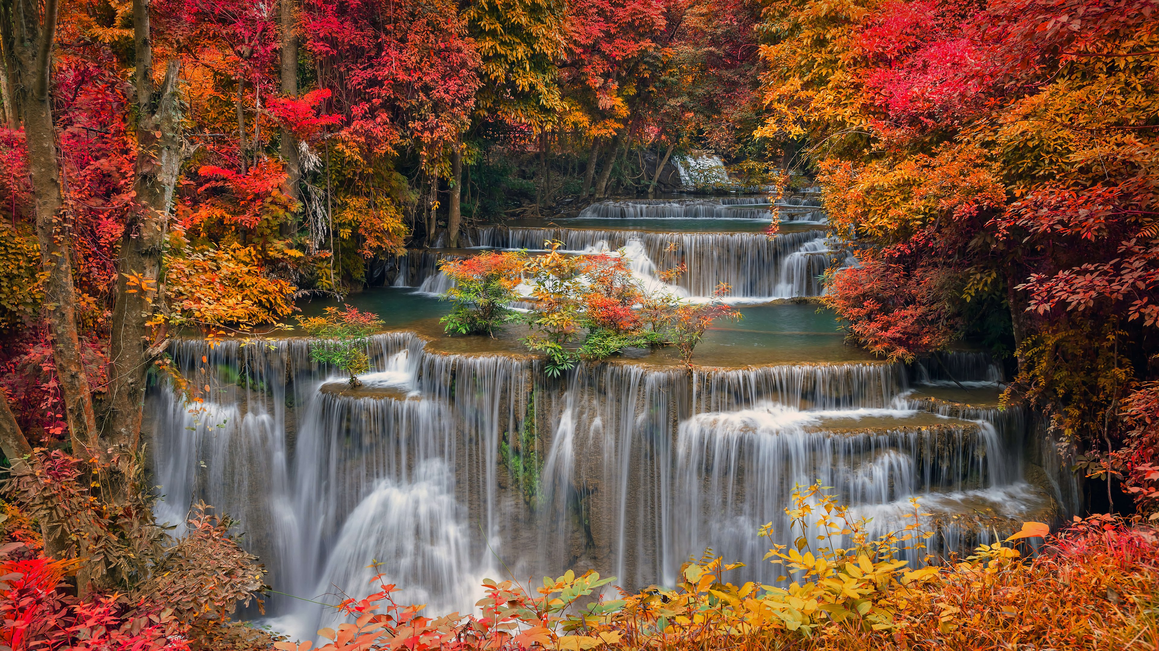 Waterfall in autumn Wallpaper 4k Ultra HD