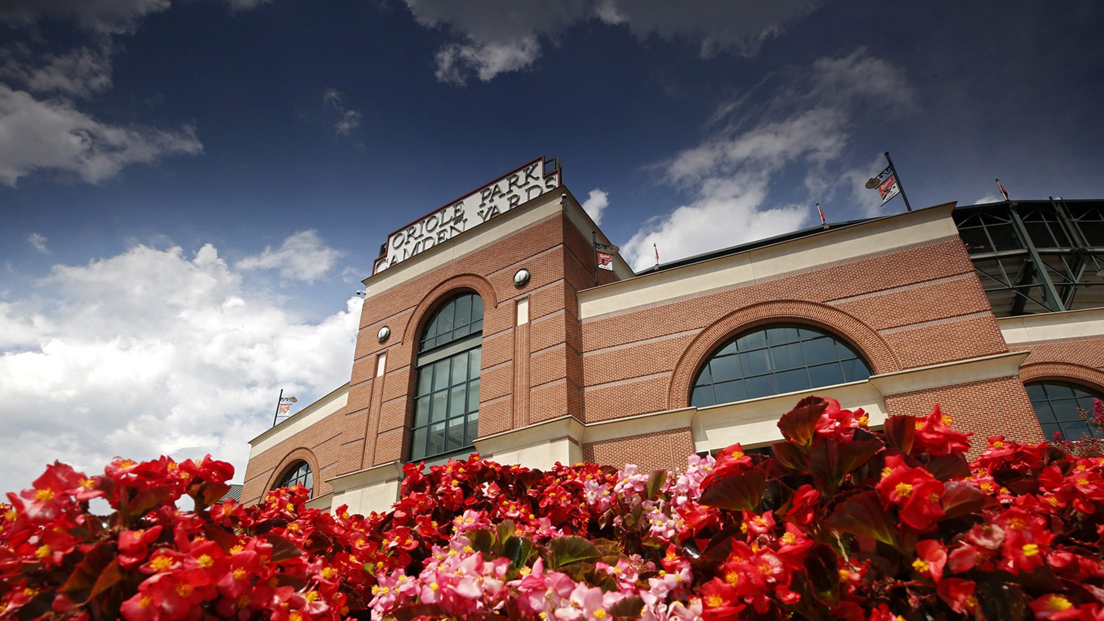 Beautiful Camden Yards..I've GOT to go there!!!!  Baltimore orioles  wallpaper, Baltimore orioles stadium, Orioles wallpaper