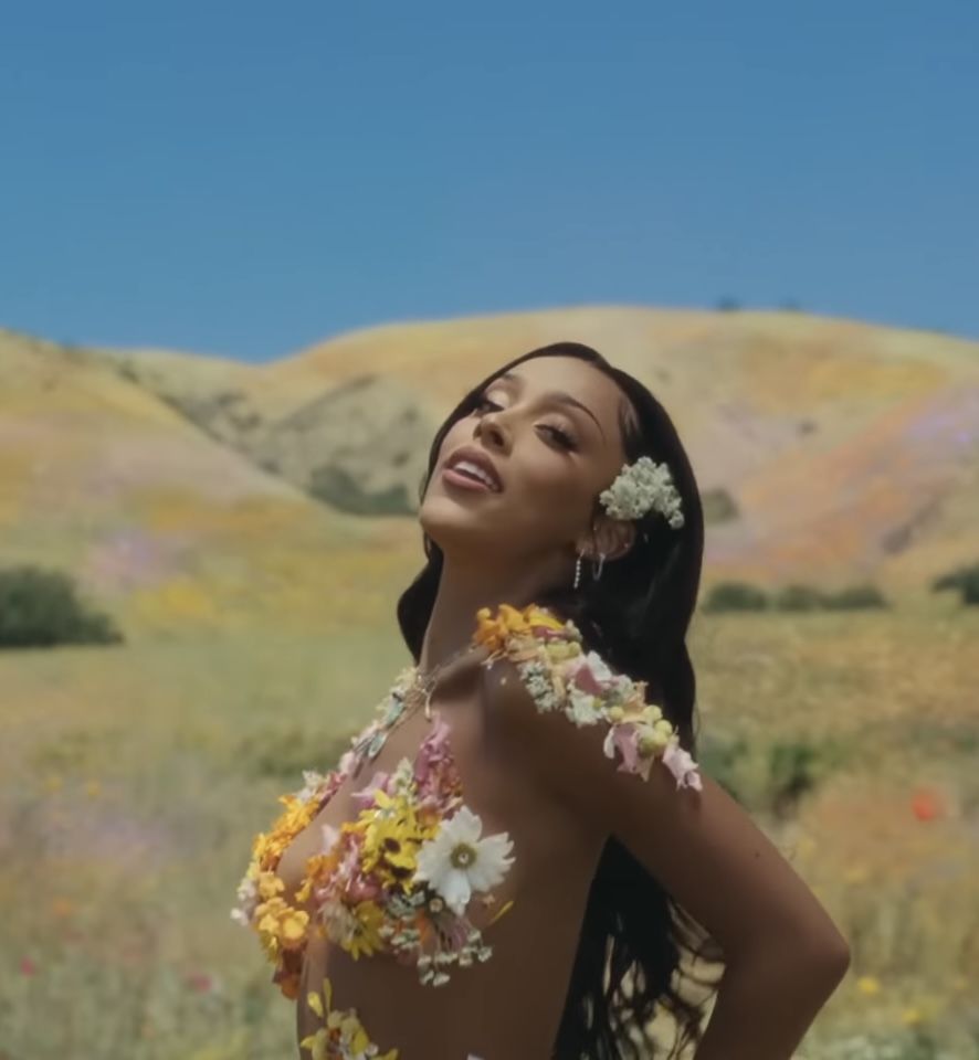 Post Malone Like You (A Happier Song) w. Doja Cat [Official Music Video]. Finger waves short hair, Pretty people, Celebrities female