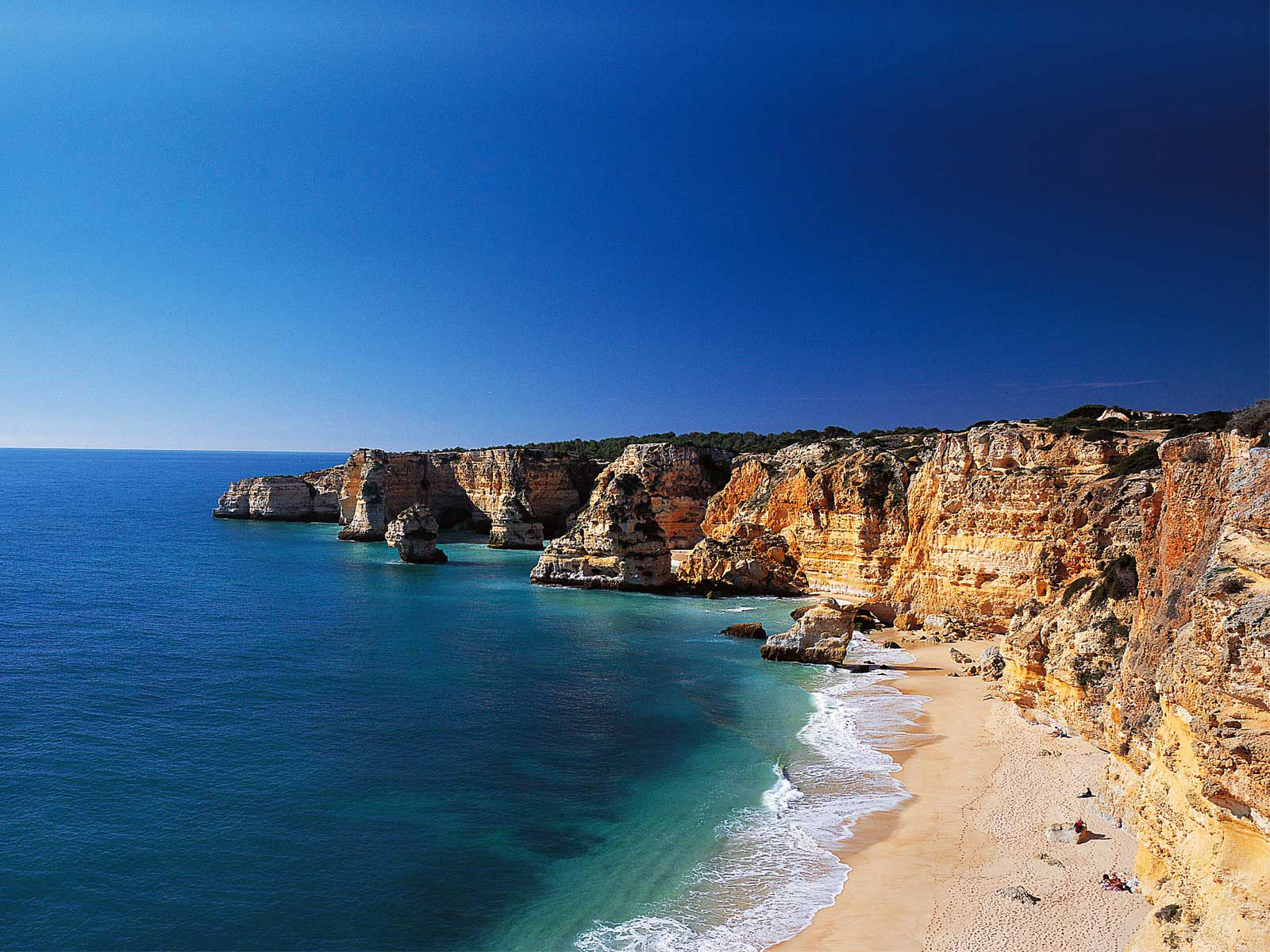 South of Portugal: Algarve BRITO Properties