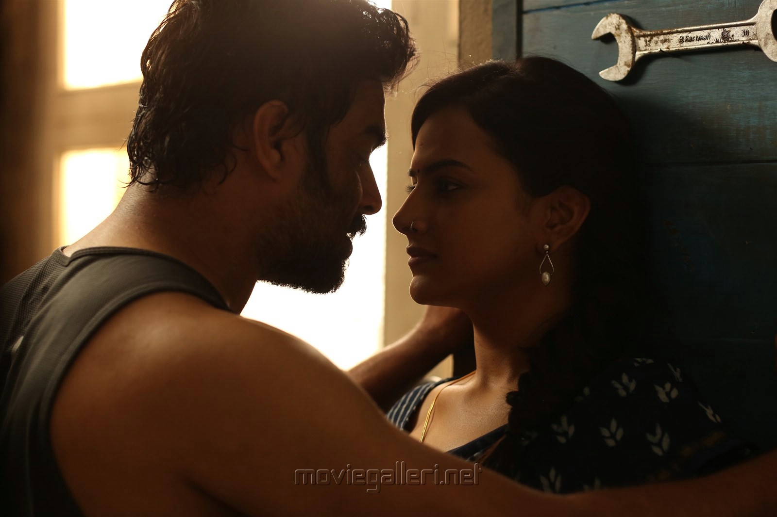 Vikram Vedha Movie Image. Madhavan. Vijay Sethupathi. New Movie Posters