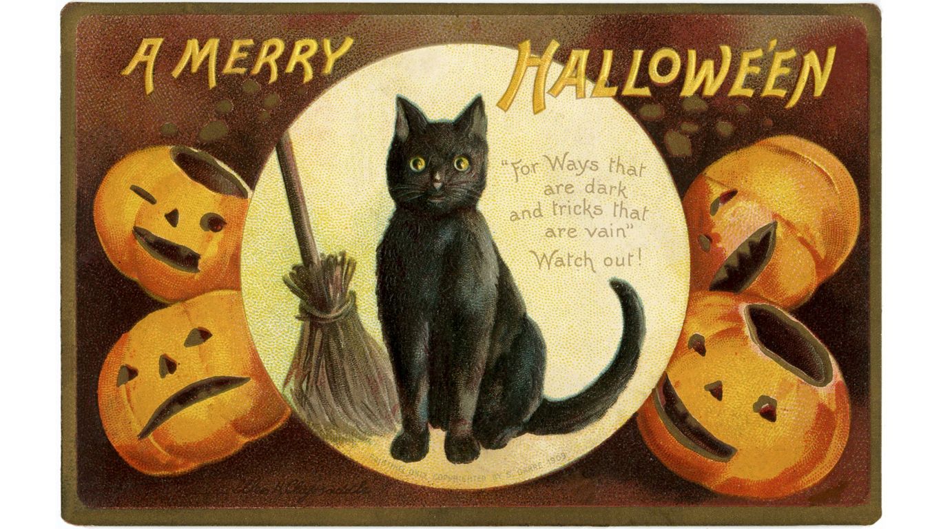 Vintage Halloween wallpaper in 1366x768 resolution
