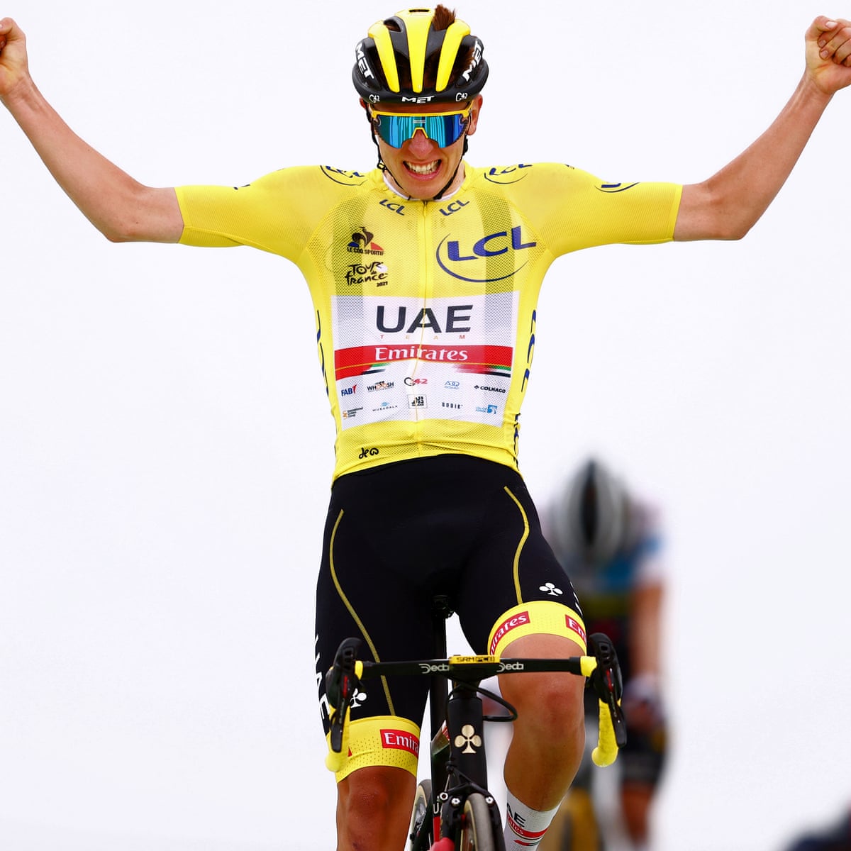 Pogacar Tour De France Champion 2022 Wallpapers - Wallpaper Cave