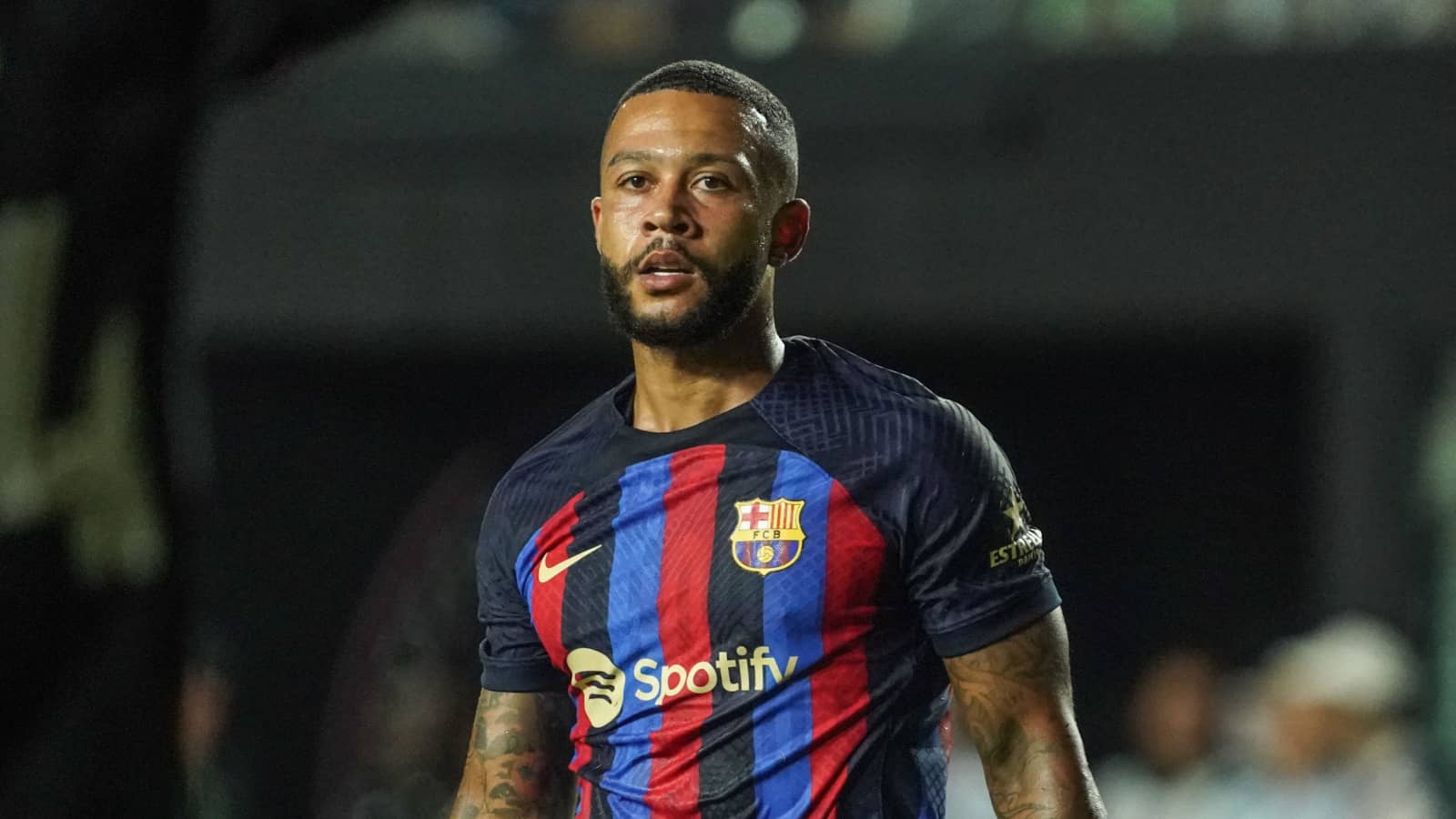 Memphis Depay: Two offers lodged with Man Utd battling Newcastle for Barcelona ace who has snubbed Tottenham