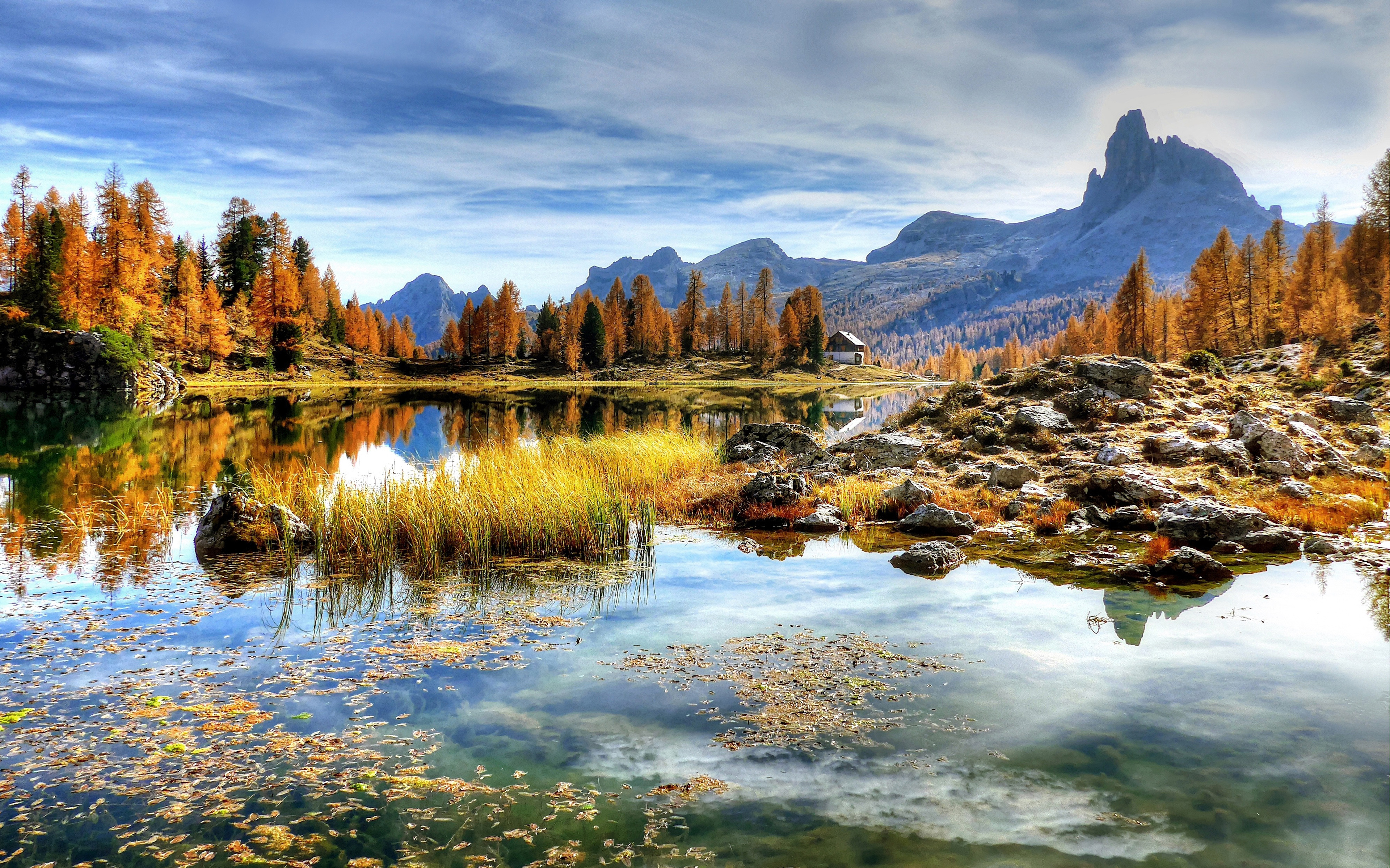 Download wallpaper Italy, 4k, autumn, lake, mountains, Europe for desktop with resolution 3840x2400. High Quality HD picture wallpaper
