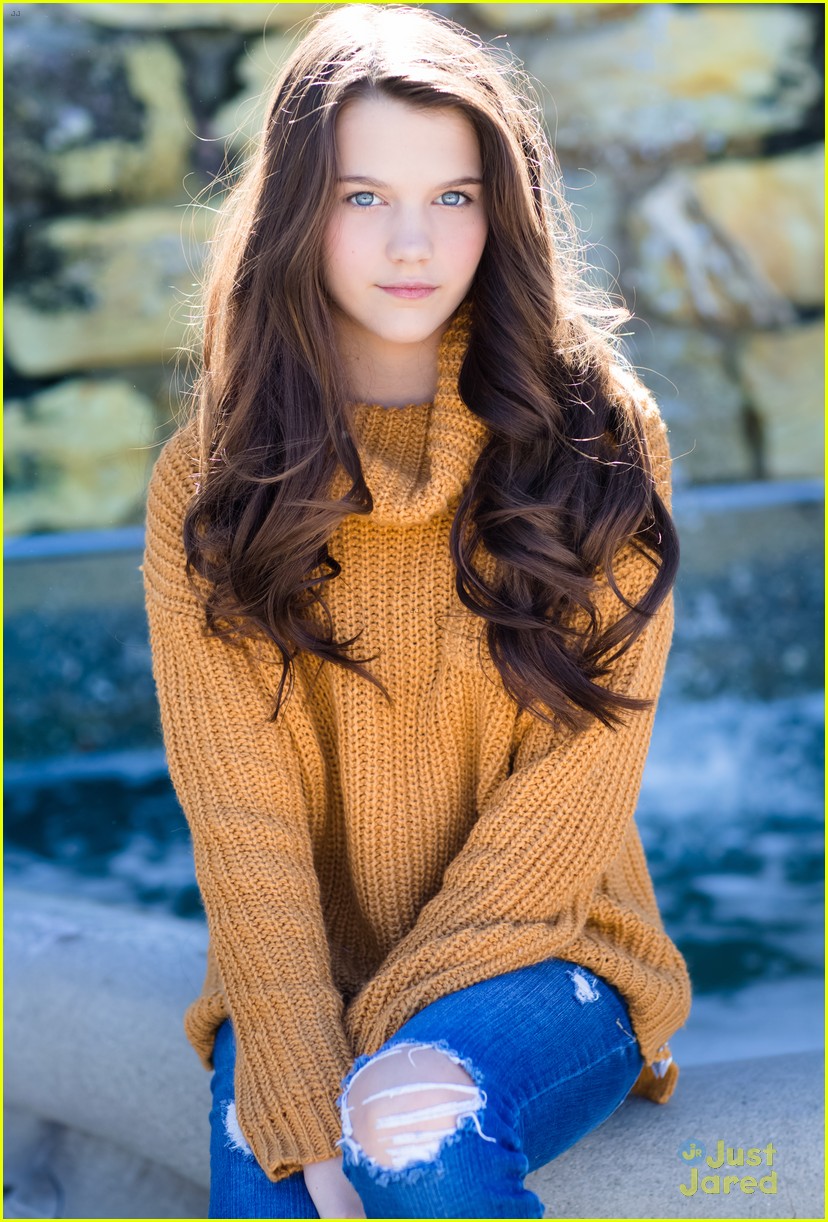 Chloe East, Height & Life Story. Super Stars Bio