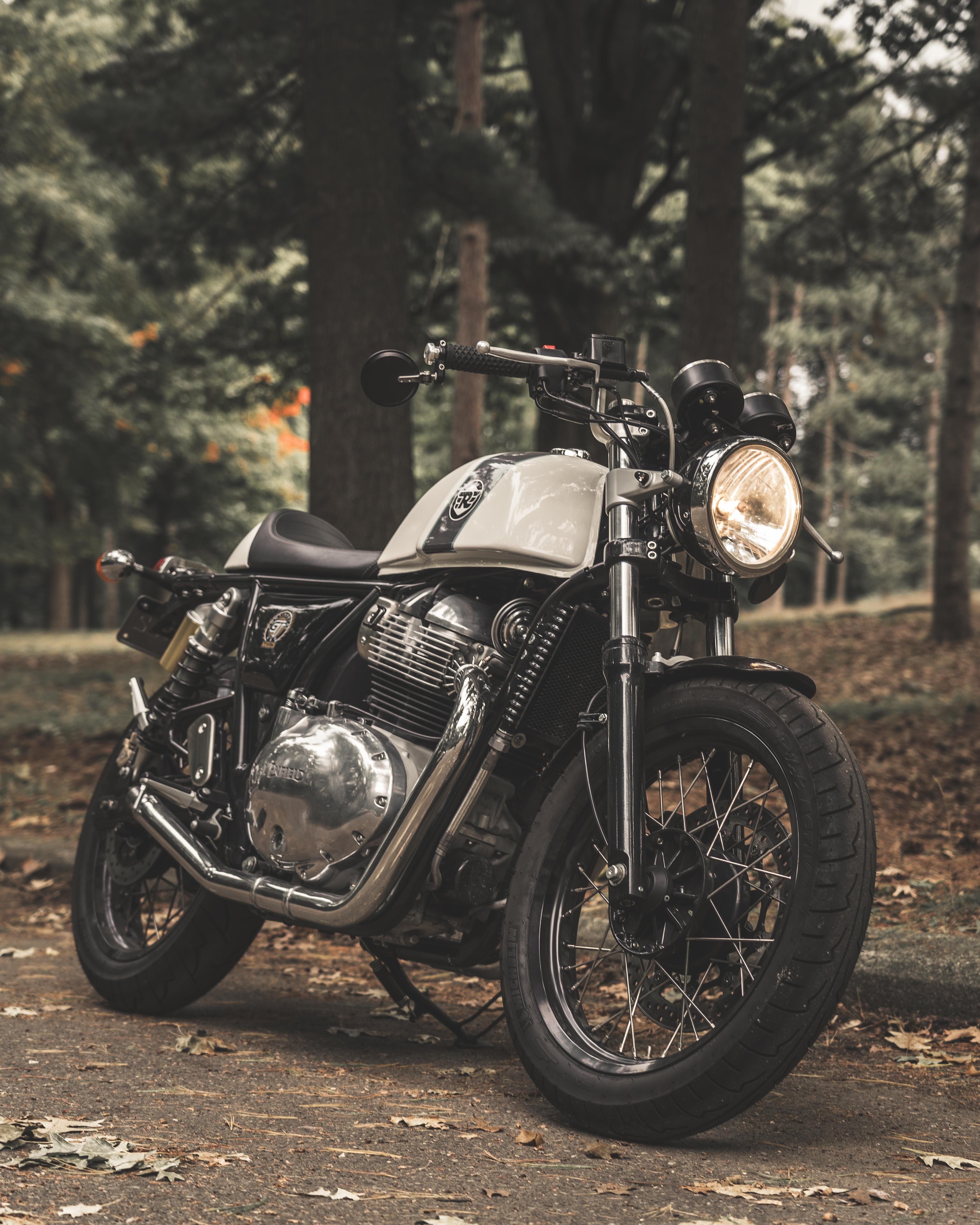 Royal Enfield Continental GT Wallpapers Top Free Royal Enfield Continental GT Backgrounds WallpaperAccess