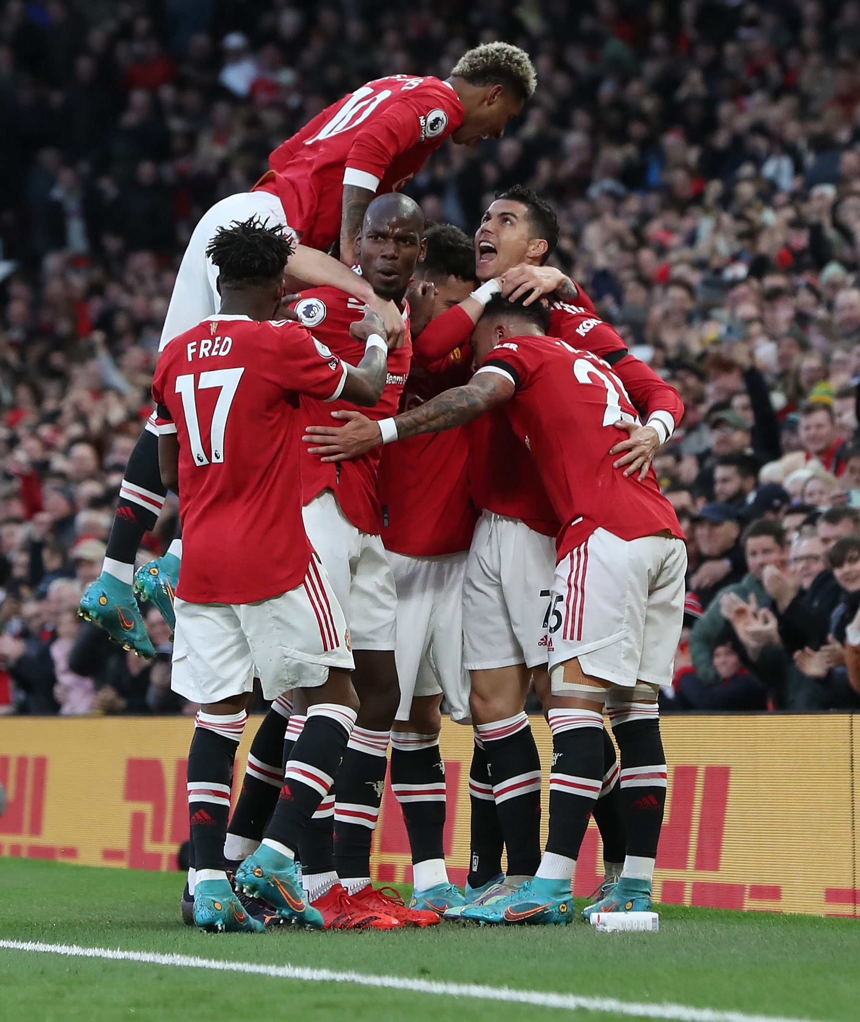 Man United 2022 Team Wallpapers Wallpaper Cave