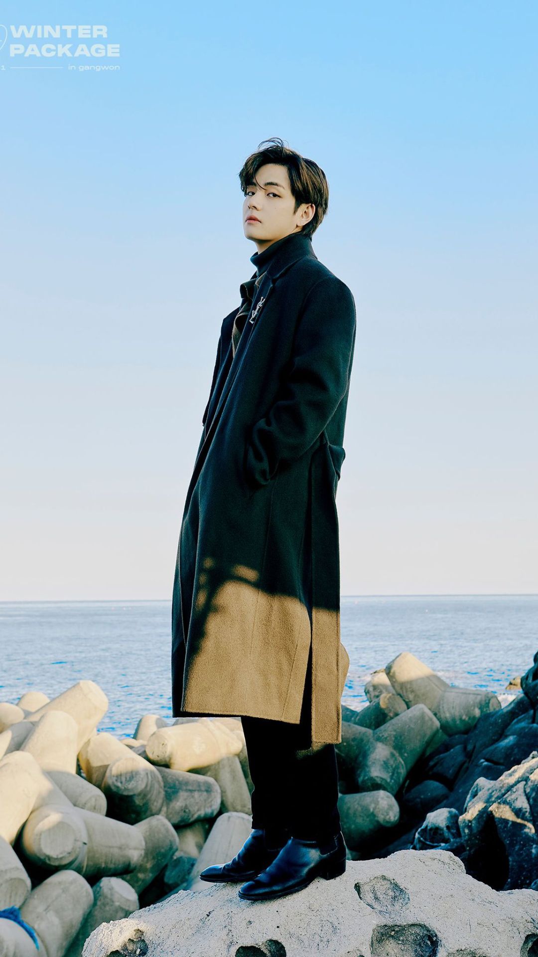 HD 25 Best BTS V 2022 iPhone Wallpaper