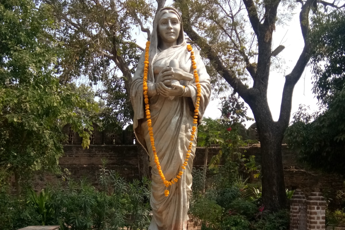 Ahilyabai Holkar Birth Anniversary: Remembering 'The Philosopher Queen' of Malwa