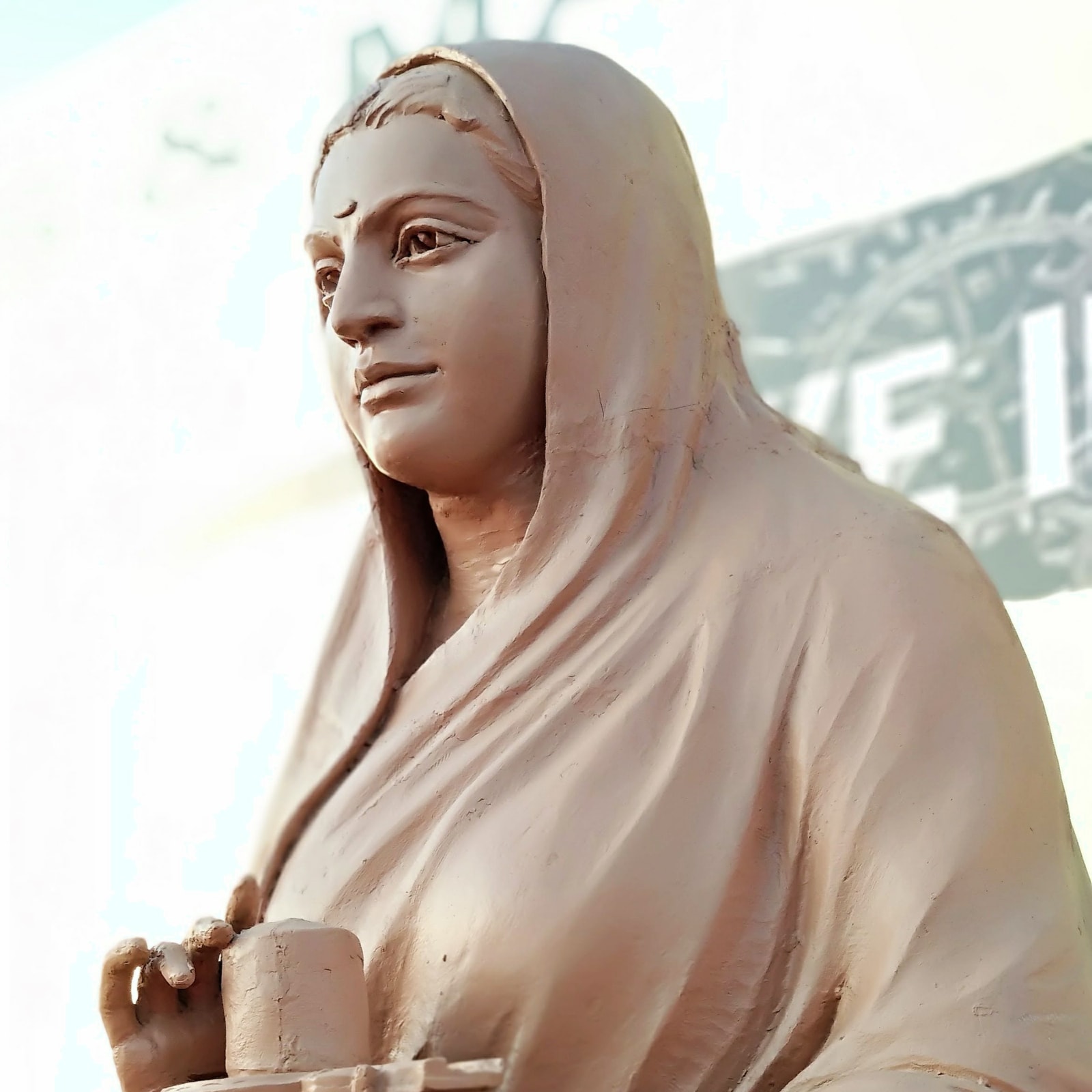 Ahilyabai Holkar 297th Birth Anniversary: Interesting Facts About the Brave Queen of Malwa