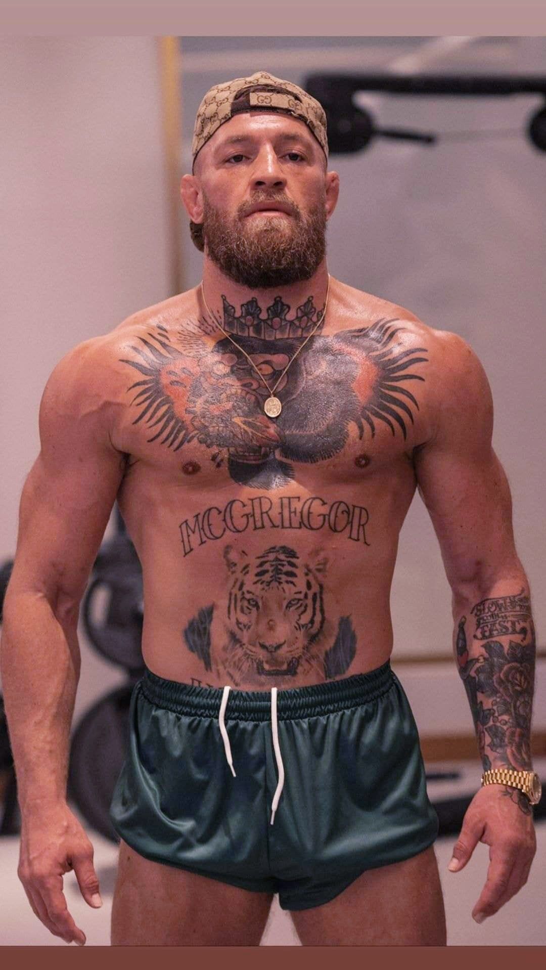 Conor mcgregor. Men in tight pants, Connor mcgregor, Gym workouts