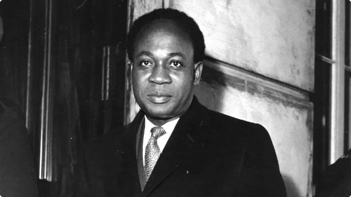 Rare photo of Dr. Kwame Nkrumah you need to see.COM.GH
