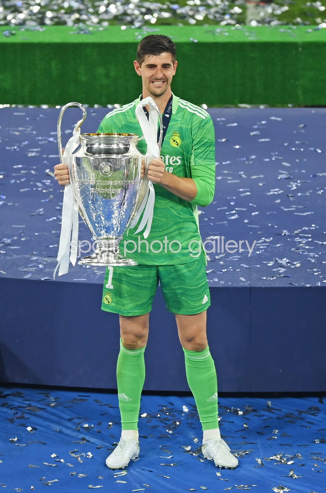 Thibaut Courtois Real Madrid Champions League Trophy 2022 Image