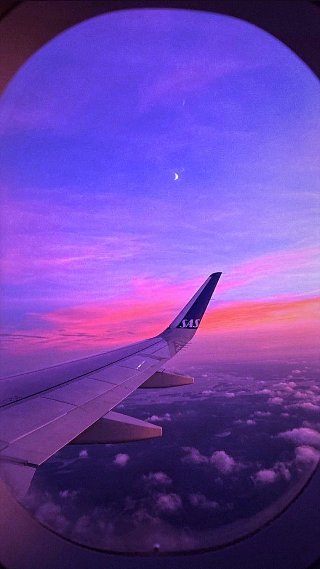 Aesthetic iPhone Wallpaper: iPhone Wallpaper 2022 Download