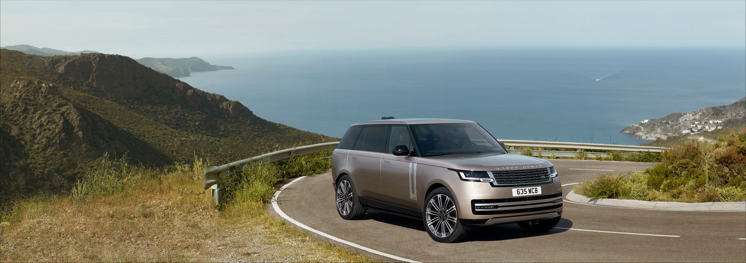 2023 Range Rover. All New Platform, Luxuriously Familiar Feel