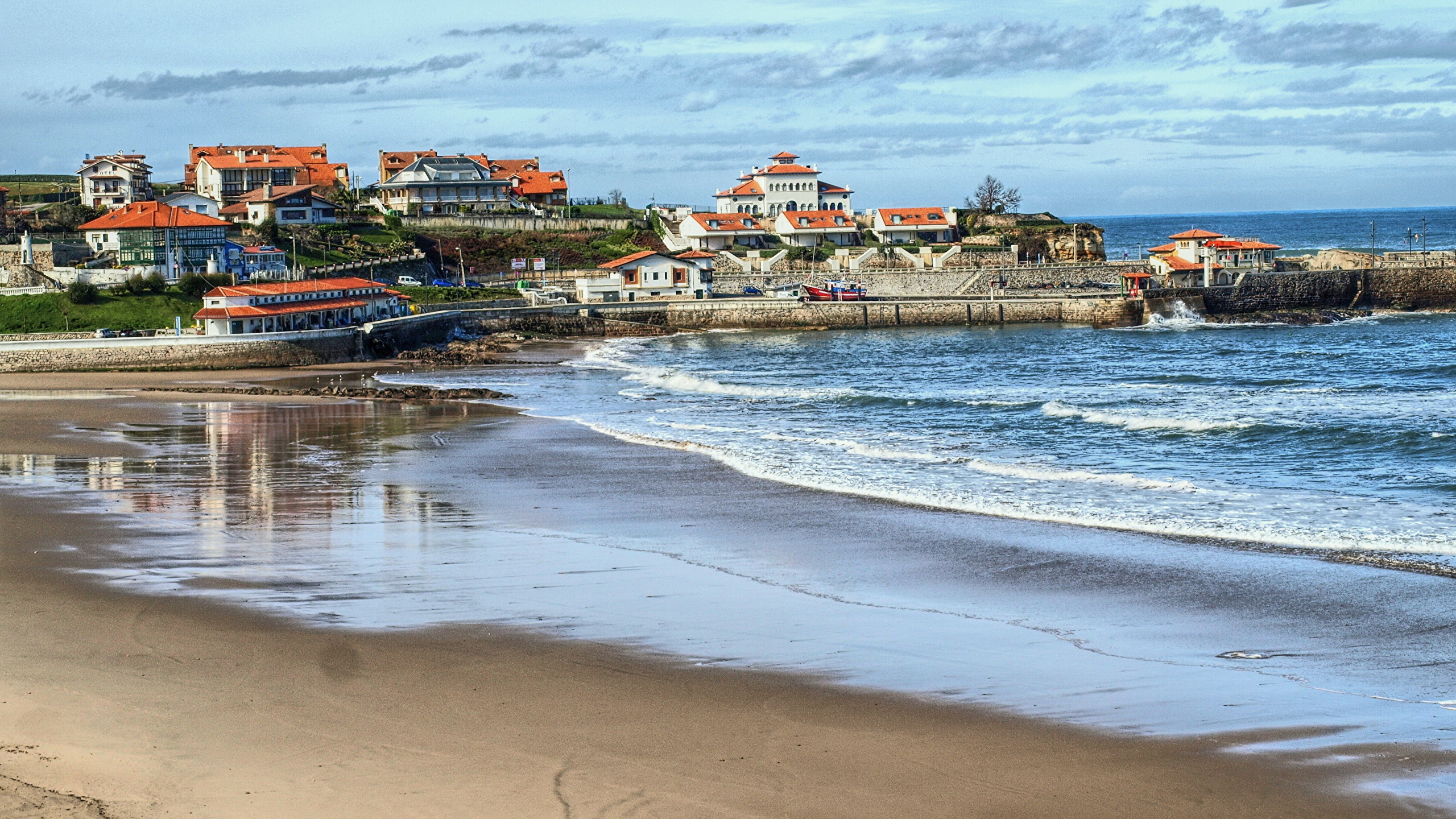 Desktop Wallpaper Spain Comillas Cantabria beaches Sea 2560x1440