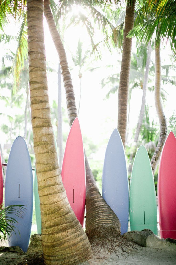 Surfboard Hawaii iPhone Wallpaper