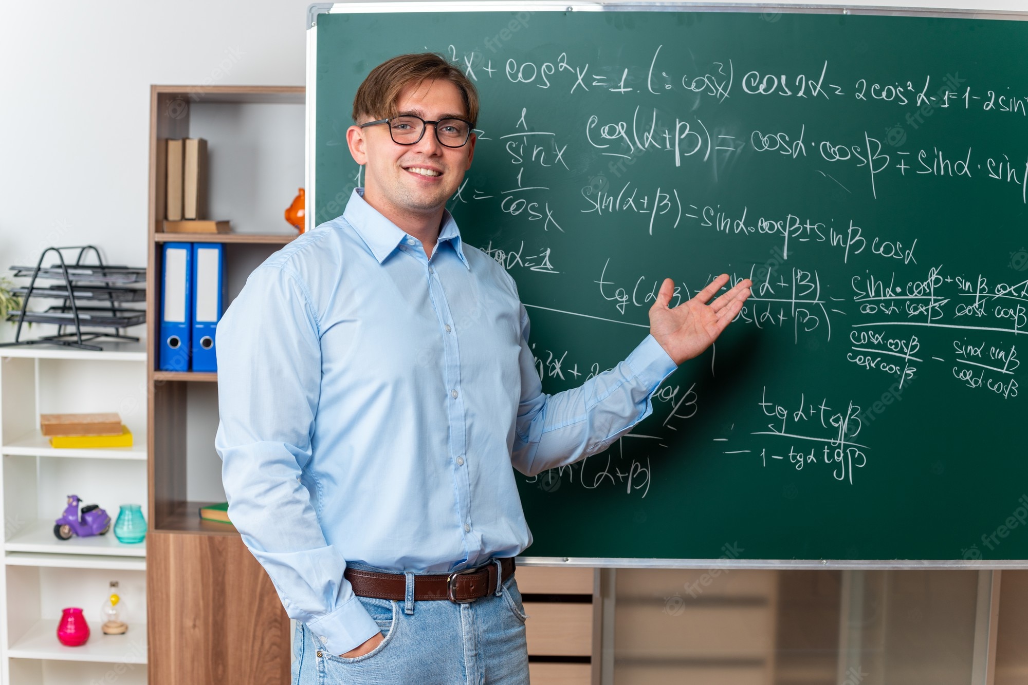 Учителя математики мужчины фото