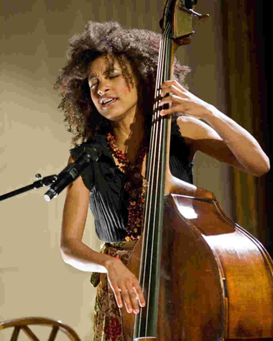 Esperanza Spalding And The White House House Band. Esperanza spalding, Musician portraits, Musician photography