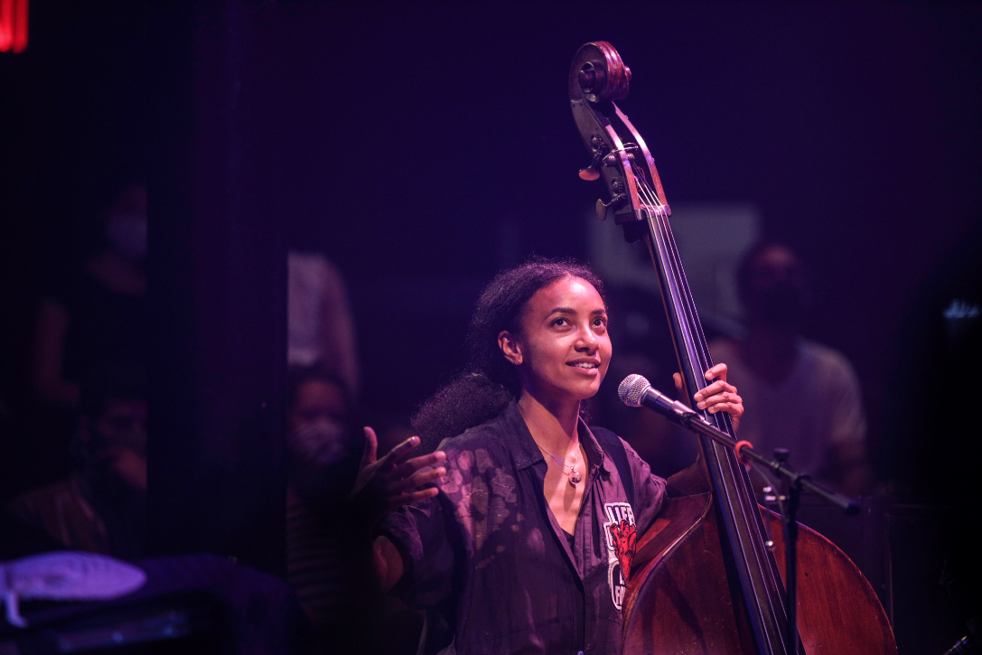 Esperanza Spalding Wallpapers - Wallpaper Cave