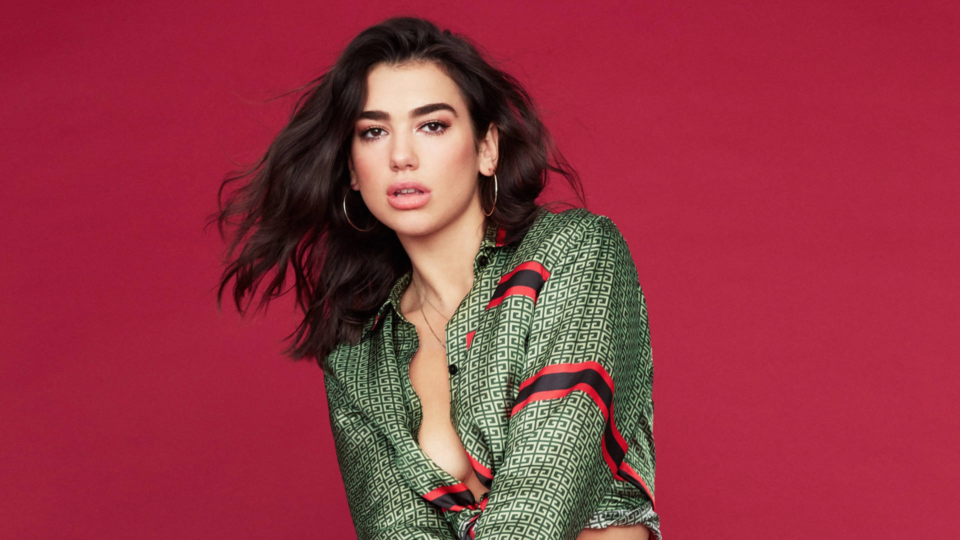 Download Dua Lipa HD Photohoot Wallpaper